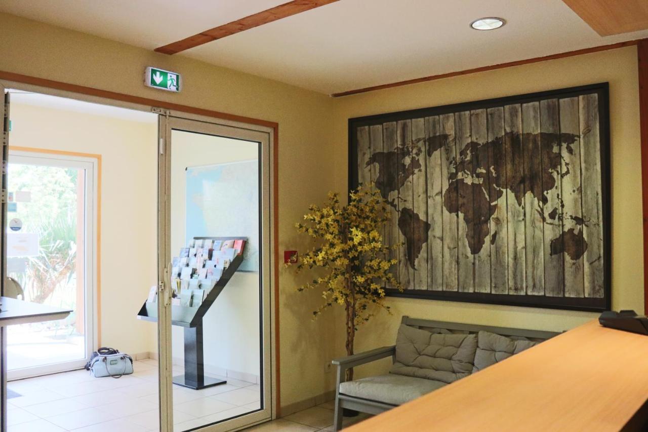 Hotel Lemand Lyon Est - Villefontaine Εξωτερικό φωτογραφία