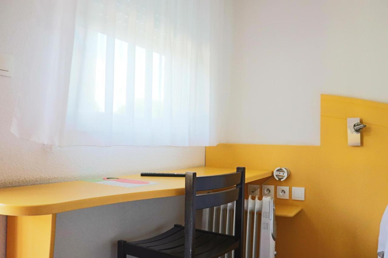 Hotel Lemand Lyon Est - Villefontaine Εξωτερικό φωτογραφία